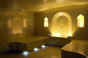 Salle chaude doree principale - Copyrights Le bain d'epices