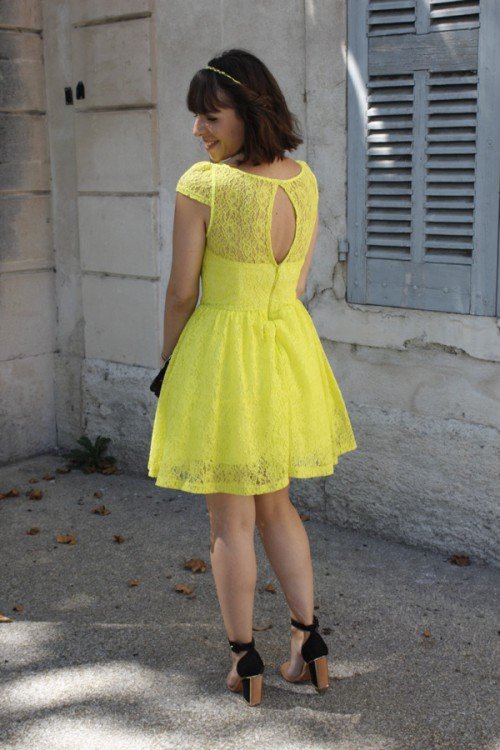 robe jaune