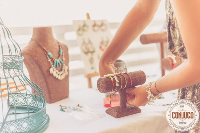 Bazar-Chic-juillet-2015-paillote-bambou