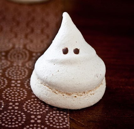 meringues-fantomes-halloween.