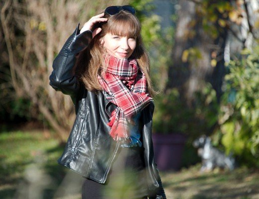 look-jupe-crayon-chemise-en-jean-stan-smith