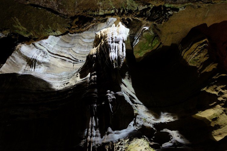 Abime-de-bramabiau-cevennes-le-bonheur