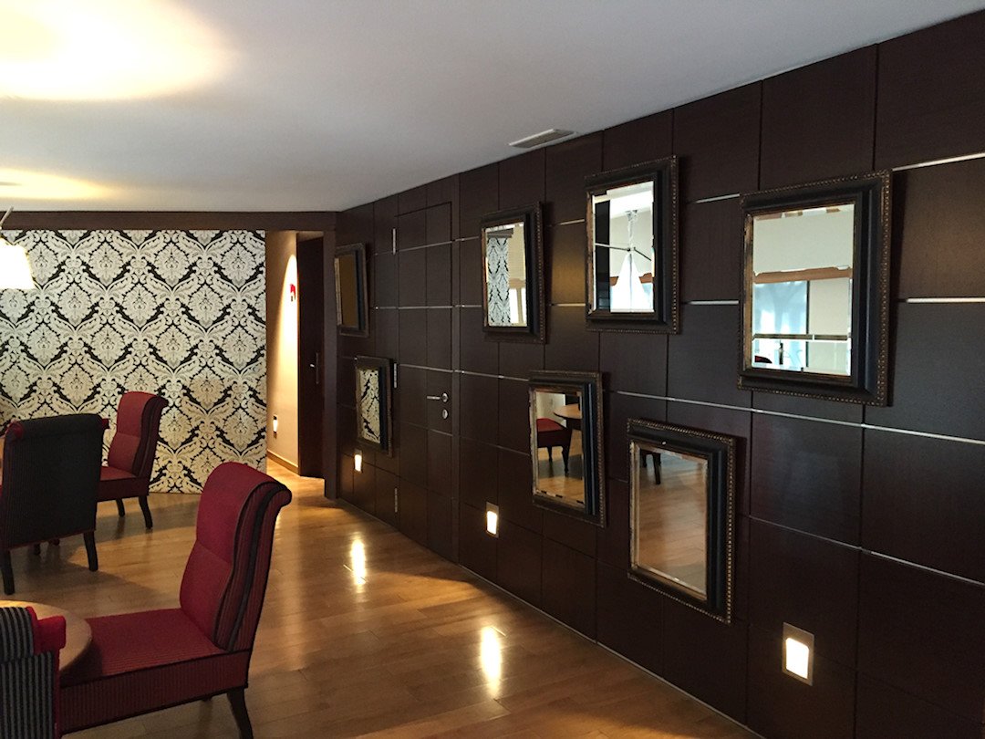 hôtel-villa-Emilia-visit-to-Barcelone-salon