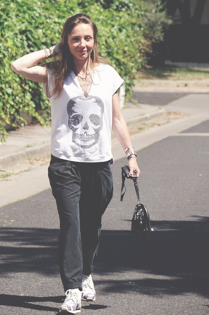 So-chic-avenue-look-skull