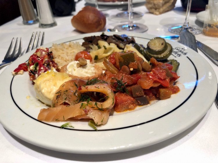 assiette restaurant Les Grands Buffets 