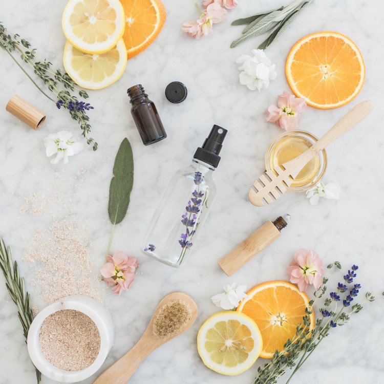 vaporisateur d'huiles essentielles naturopathie plante fruits