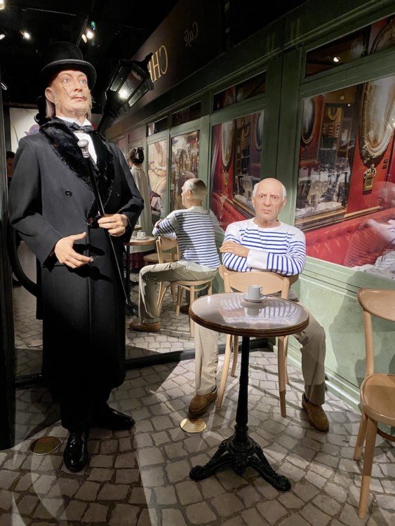 Salvator Dali et Pablo Picasso au musée Grevin à Paris