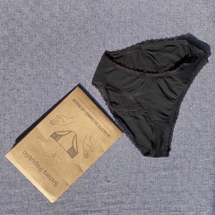 Culotte menstruelle noire lavable Sister Republic