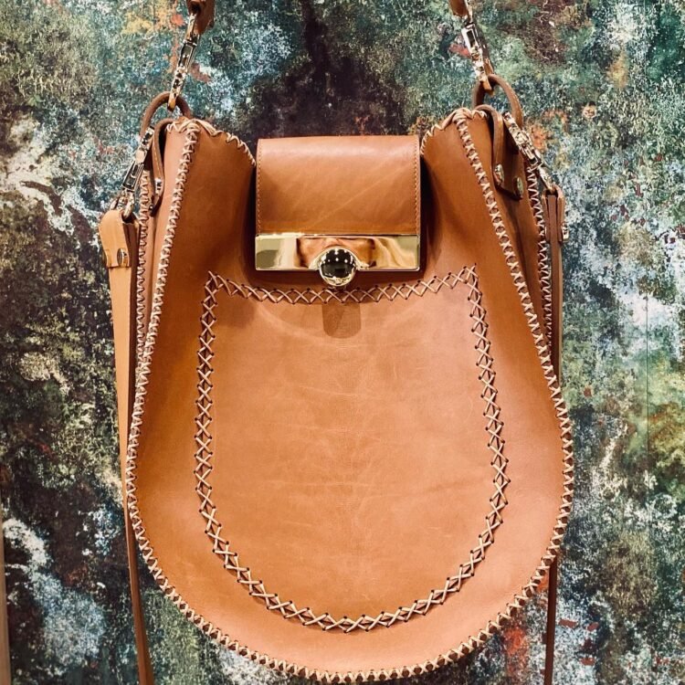 Carlos Artemis creation sac besace cuir